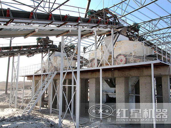 產(chǎn)量1400T/H反擊式破碎機(jī)客戶(hù)現(xiàn)場(chǎng)